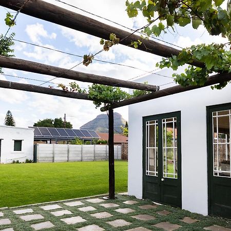Victorian Square Guesthouse Graaff Reinet Luaran gambar