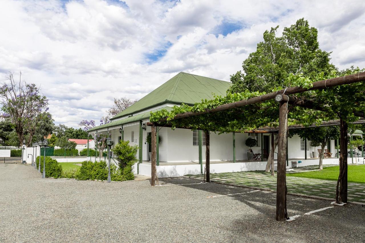 Victorian Square Guesthouse Graaff Reinet Luaran gambar