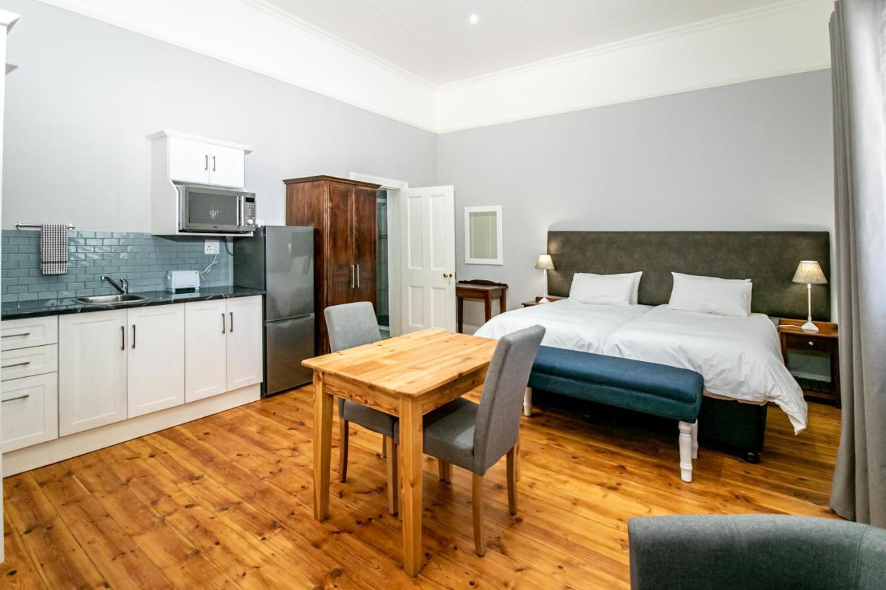 Victorian Square Guesthouse Graaff Reinet Luaran gambar